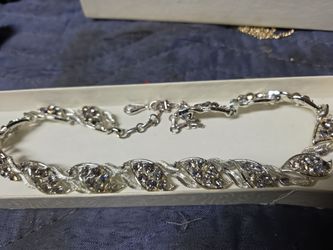 Vintage Coro Silver Tone Light Green Rhinestone Necklace Statement Choker  $10