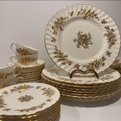 Antique Minton “Marlow Gold” Bone China Set Made in England 32 Pieces H-5017