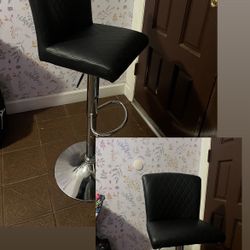 Vanity Chair Like New