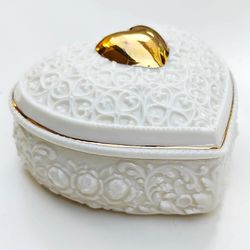Vintage George Good Heart Shaped Trinket Box Cream Gold Porcelain Embossed Rose
