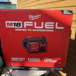 Milwaukee Compressor 