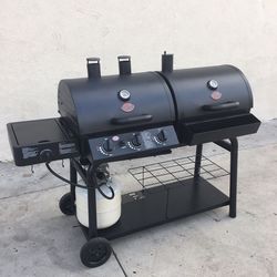 Char griller duo . Asador de doble función , gas propano y carbón