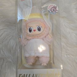 Labubu Mokoko fall into Spring close to sweet valentine pink heart nose scent