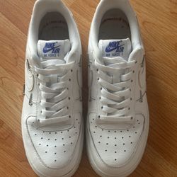 Women’s White Air Force One Size 7