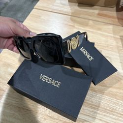 Versace Sunglasses Black And Gold Brand New With Everything Full Set