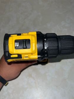 DEWALT 20V Brushless Drill  Works Great  Tool Only