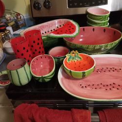 Lots Of Vintage Watermelon Ķtchen Decor,lg.bowls,almost Everything. 