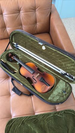 Complete Lignatone 4/4 violin outfit