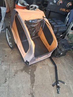 USED SCHWINN PET TRAILER FOR BIKE!! 60$
