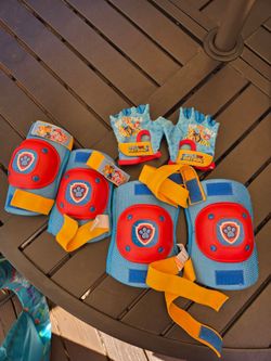 Paw Patrol Kids Bike / Scooter Protective Pad Set with Gloves
