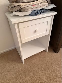 Night stand