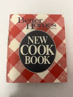 Better Homes and Gardens New Cook Book Vintage Hardcover Cookbook Red Plaid