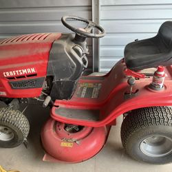 Craftsman Lawn Riding Mower 