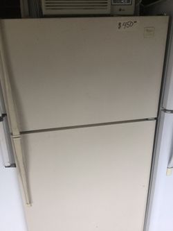 Whirlpool 33 inch refrigerator/ 90 day warranty/ delivery and installation are available