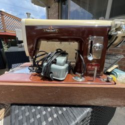 Sewing Machine 