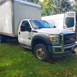 FORD 550 XL SUPER DUTY WITH BOX,LIFT AND SNOPLOWER