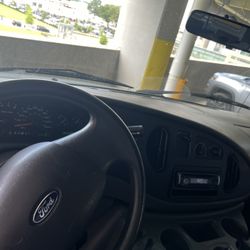 2005 Ford Econoline