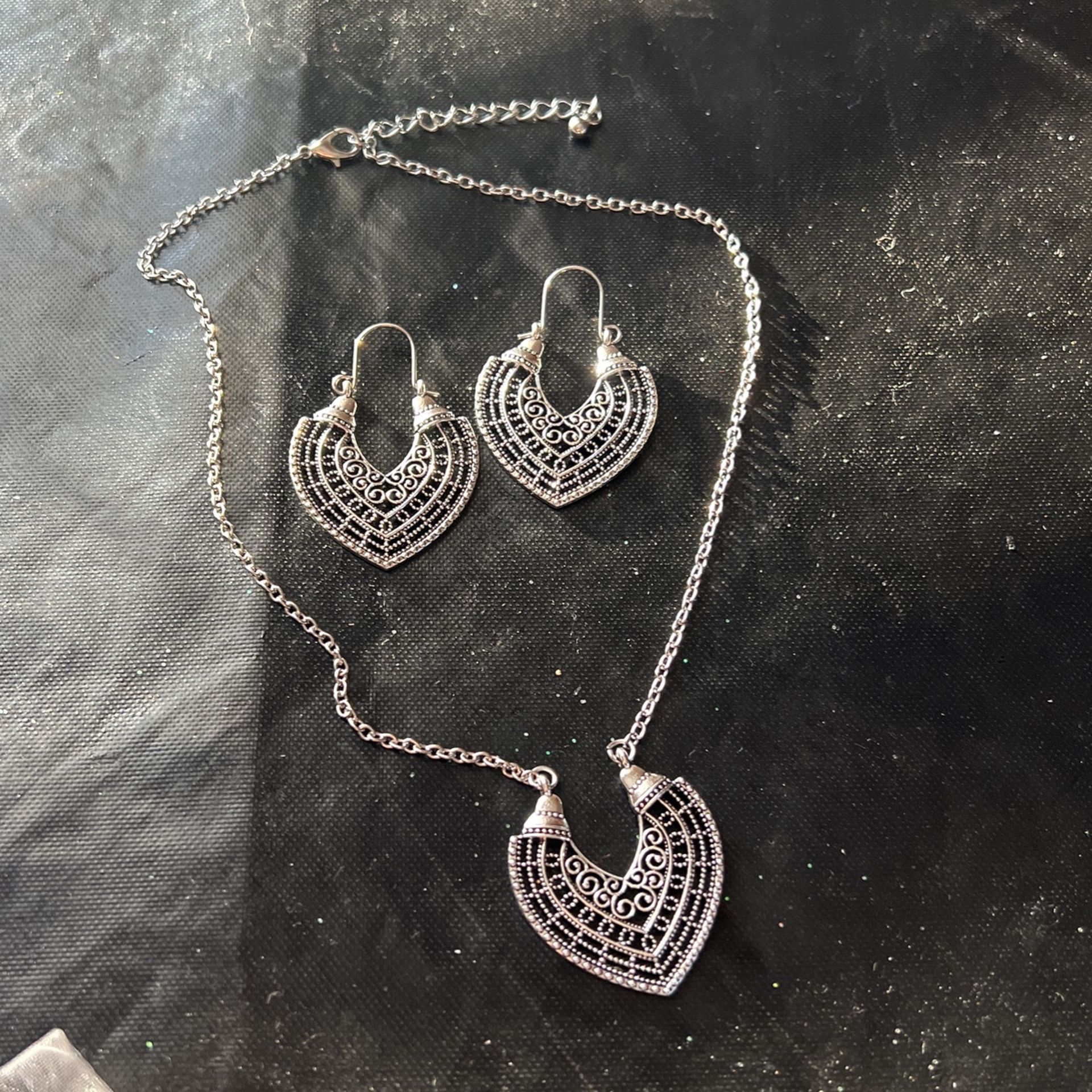 💞Hart Shaped Jewelry In Time For Valentine’s Day Buy For Yourself Us Someone Special ❣️