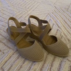 Kelly & Katie Espadrille Sandals