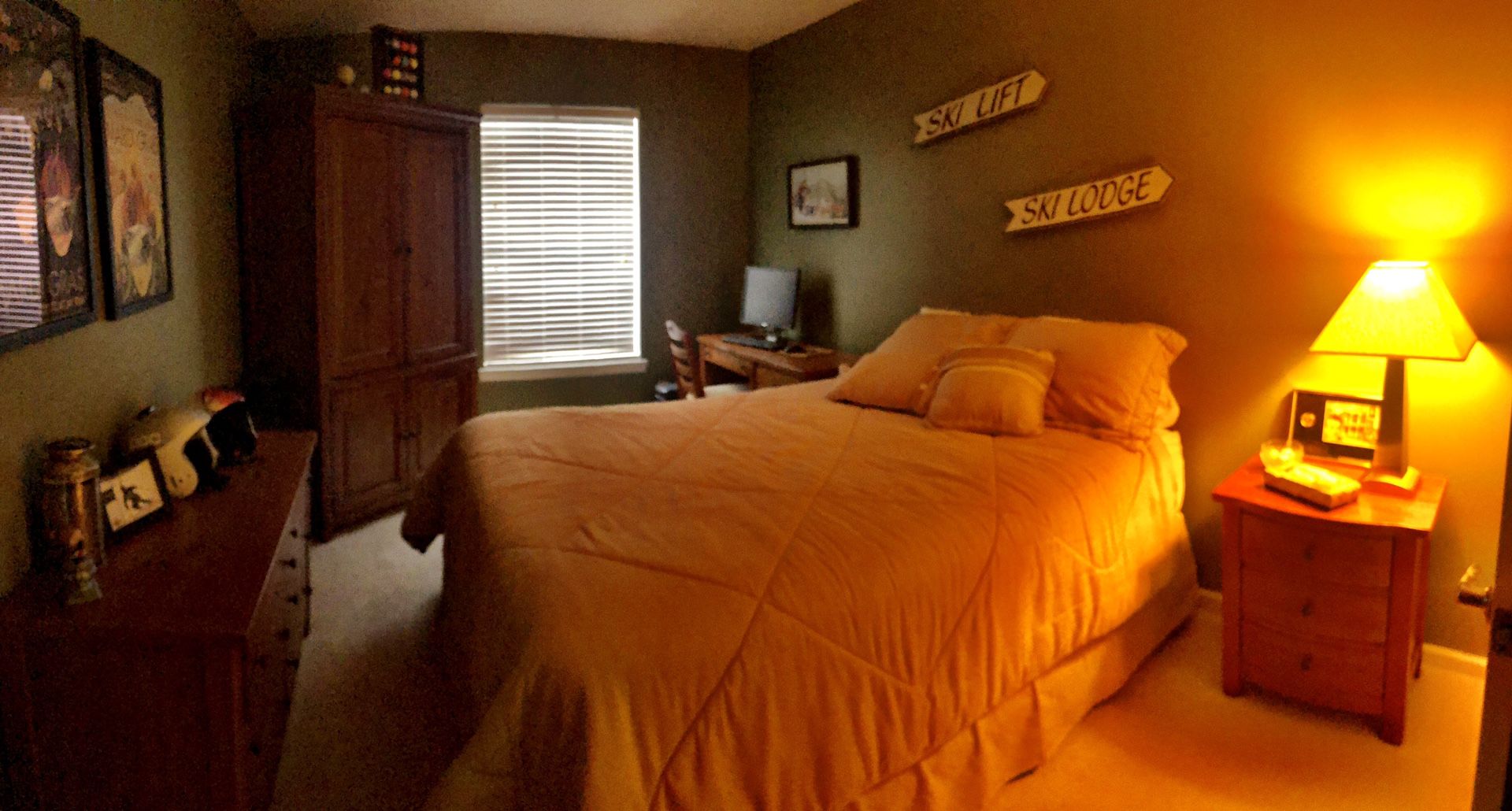 Broyhill Continental Tapestry Bedroom Set (Armoire, Dresser, Nightstand, Desk & Chair)