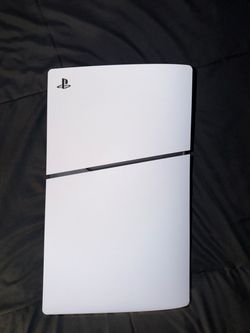 PS5 Digital Edition 825GB + Controller