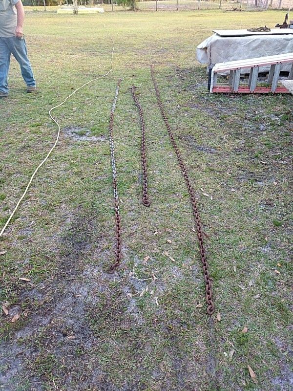 Heavy duty chains assorted sizes see discription