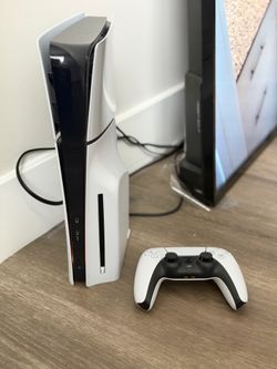 PlayStation 5 Slim with Disk Drive with controller great condition
