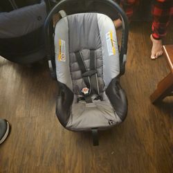 Baby Trend Stroller And Carseat Complete Set