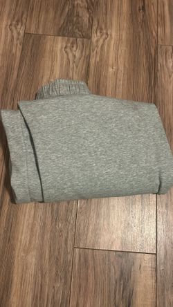 grey baggy sweats