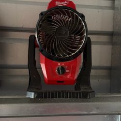 Milwaukee M12 Cordless Jobsite Fan