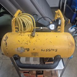 Dewalt emglo air compressor