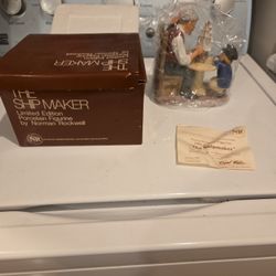 The Ship Maker Norman Rockwell  Figurine 1981 With Coa 
