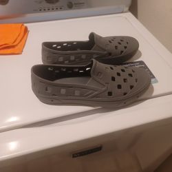 Vans Whater Shoes Size 10 Men's 