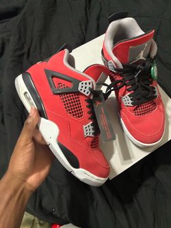 Jordan 4