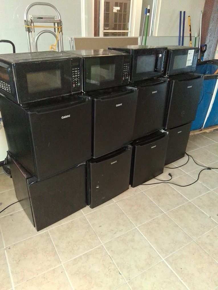 Mini FRIDGE AND MICROWAVES