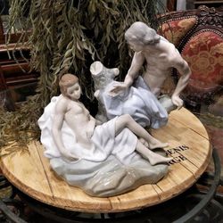 Lladro ZAPHIR  Lovers Figurine Centerpiece 14" High