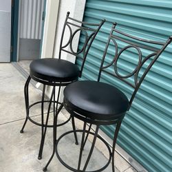 Set Of 2 Bar Stools 30” With Swivel