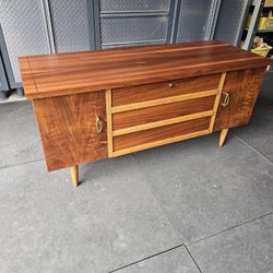 Mid Century Chest 
