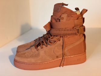 Nike SF AF1 Dusty Peach Men’s size 10.5