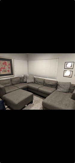Jerome’s gray sectional