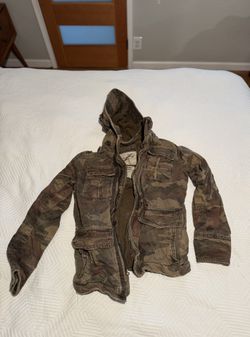 Abercrombie And Fitch Redfield Camo Jacket