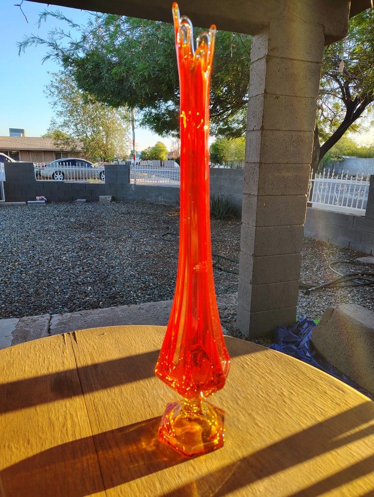 Vintage Viking Vase Epic Column Glass