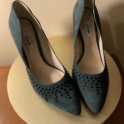 Clarks suede azizi Verdi Pumps 