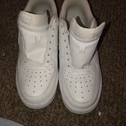 White Nike Air Force