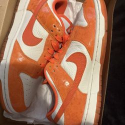 Nike Dunk Low Cracked Orange 8.5 
