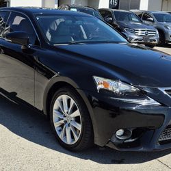 2016 Lexus IS 200t 