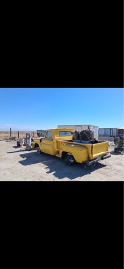 1964 c-10 short bed stepside no engine tranny