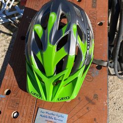Giro Bicycle Helmet Medium