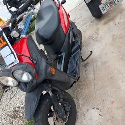 Scooter 50cc Yamaha 2012