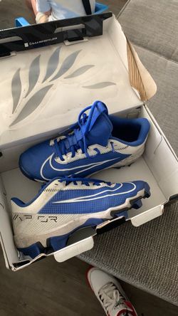 Size 5youth boys football cleats
